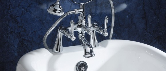 Bath with Shower/Mixer taps