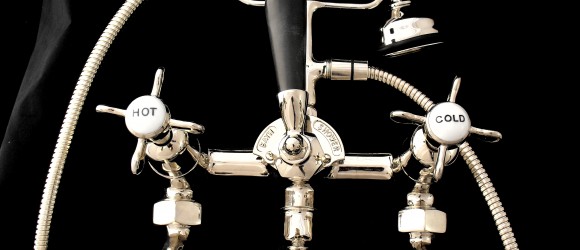 NICKEL PLATED ANTIQUE BATH SHOWER MIXER WITH BLACK HANDLE